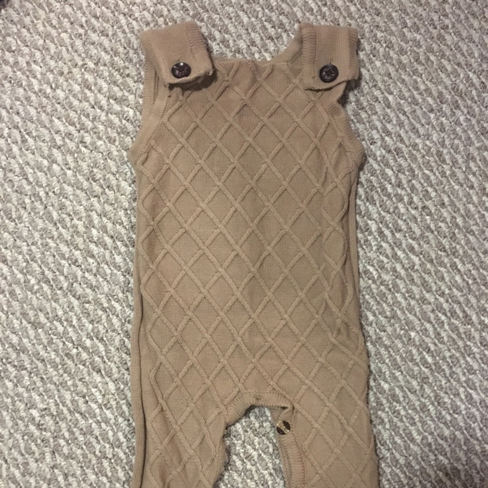 Auro Mesa Tan sweater romper size 90 (24m)